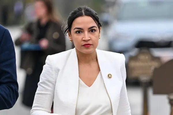 Alexandria Ocasio-Cortez Fires Marjorie Taylor Greene Warning as 2028 Divisions Within the Left Sharpen
