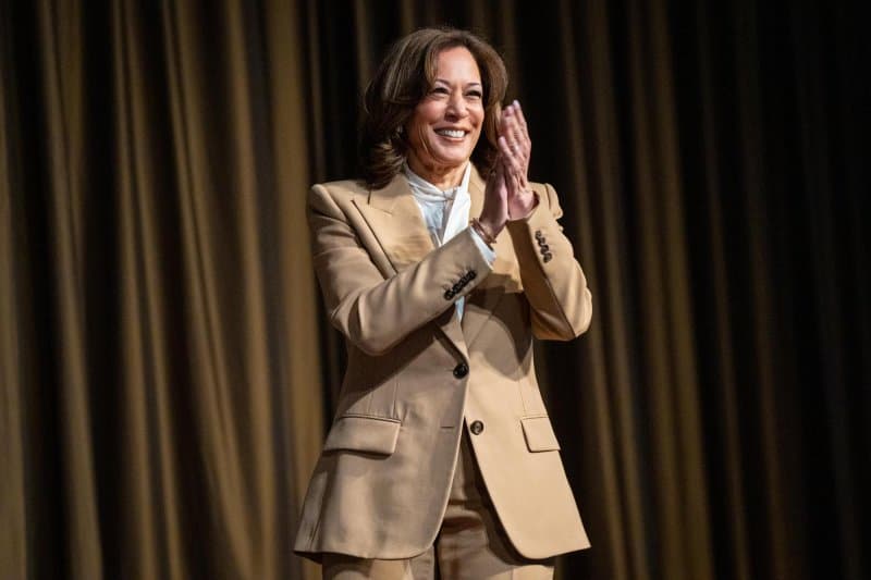 Kamala Harris to campaign with Abdul El-Sayed in Michigan