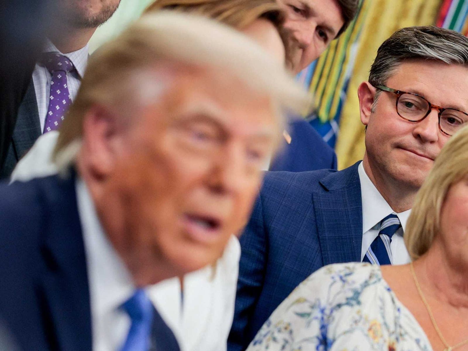 Maggie Haberman flags the 'tepid' tell in Mike Johnson's response to Kushner meeting