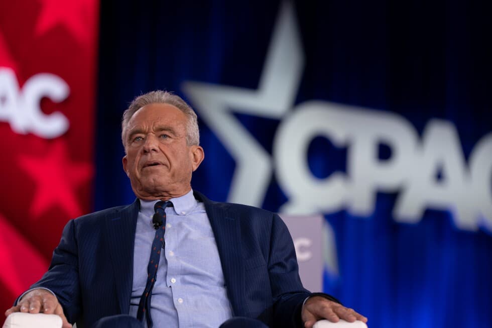 FDA to weigh easing limits on unproven peptides favored by RFK Jr. and other MAHA figures - AP News