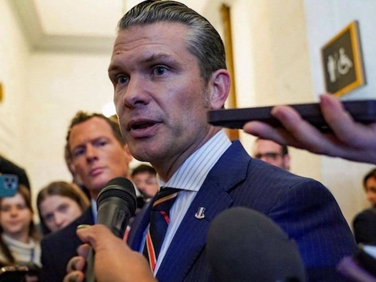 Hegseth being busted by senator prompts ridicule on MS NOW: 'He's such a joke'
