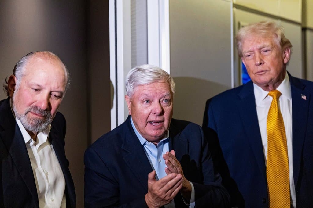 Sen. Graham says Trump has 'greenlit' sanctions bill aiming to punish Russia for war in Ukraine