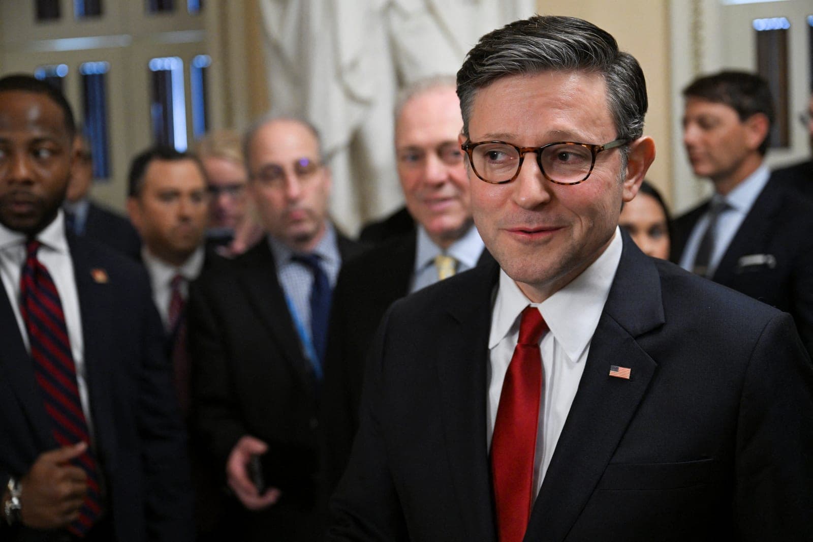 Right-wing leaders turn up heat on Republicans as GOP ignores their demands