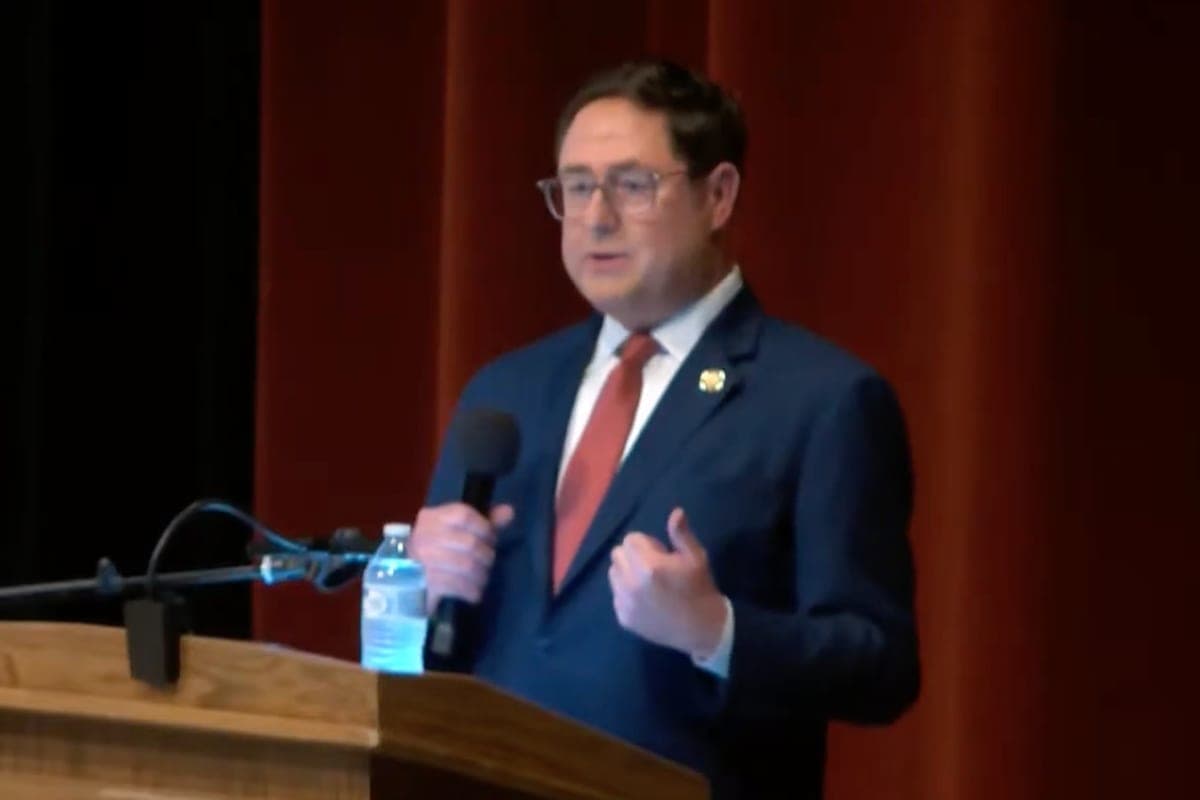Republican heckled during his own town hall as crowd raises alarms over Trump's slush fund and Iran war