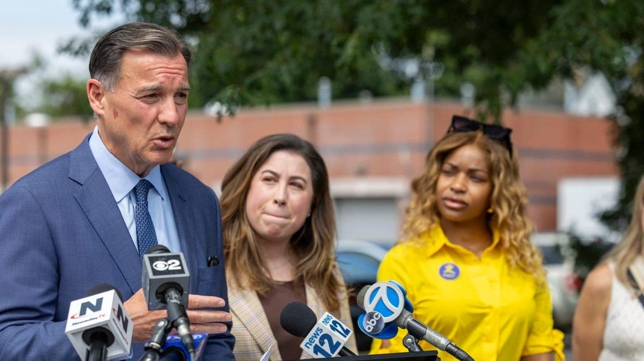 Rep. Tom Suozzi, human trafficking survivors rally for congressional legislation on Long Island