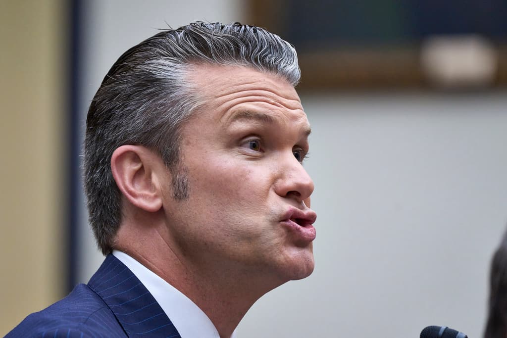 Hateful Hegseth won't leave Mark Kelly alone