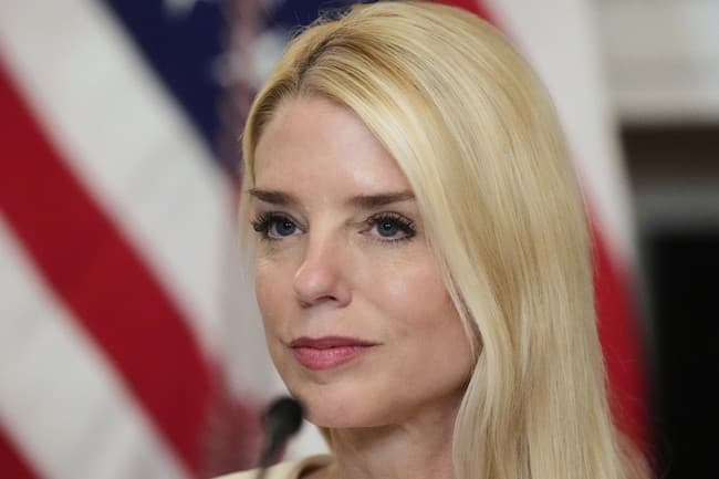 Pam Bondi Faces Bipartisan Contempt Threat