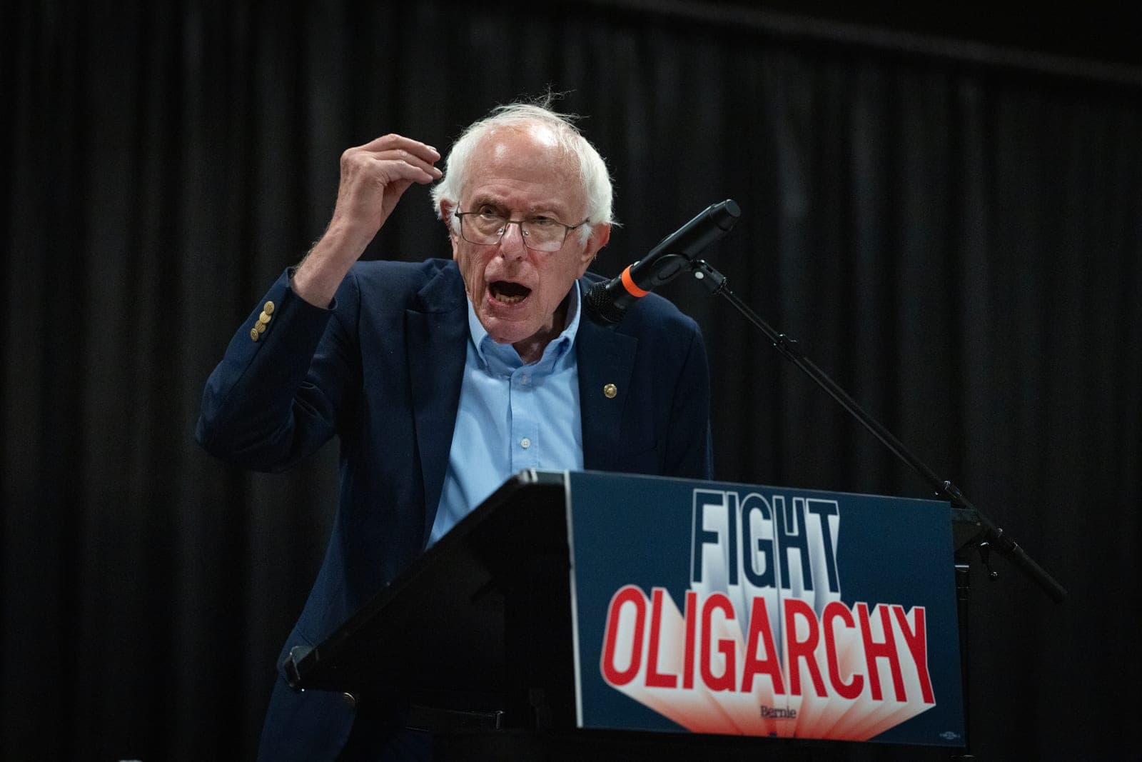 Bernie’s bloc to block bulldozers builds to 40 Dems