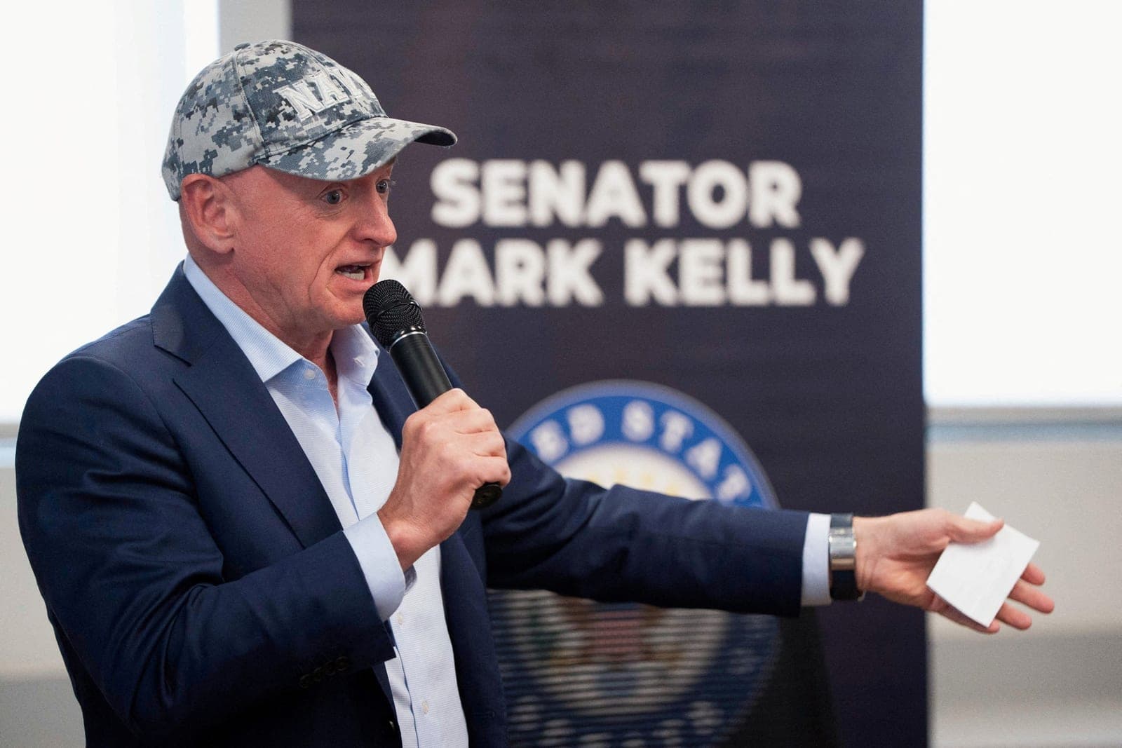 Sen. Kelly says Pete Hegseth 'unqualified' after being bashed over display of medals