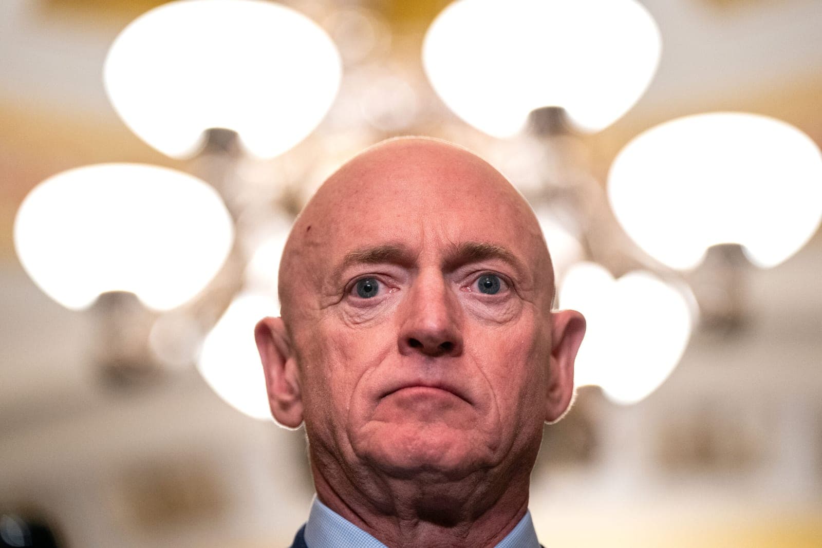 Republican Senators Come to Kelly's Defense After Threats of Court Martial, FBI Investigation