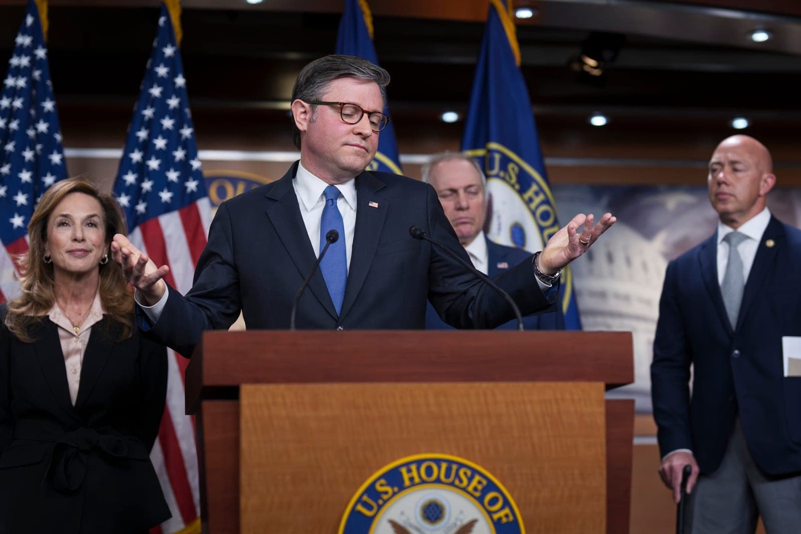 House narrowly rejects Iran war powers resolution in early test of Trump's strategy