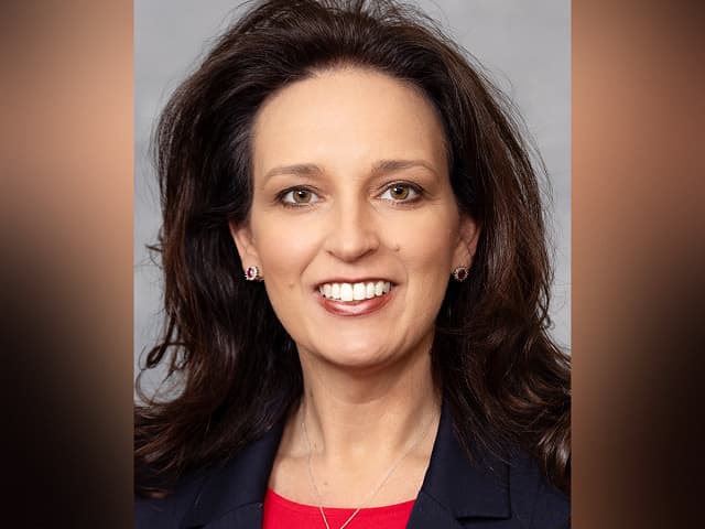 Jennifer Balkcom Wins GOP Nomination in North Carolina's 11th District