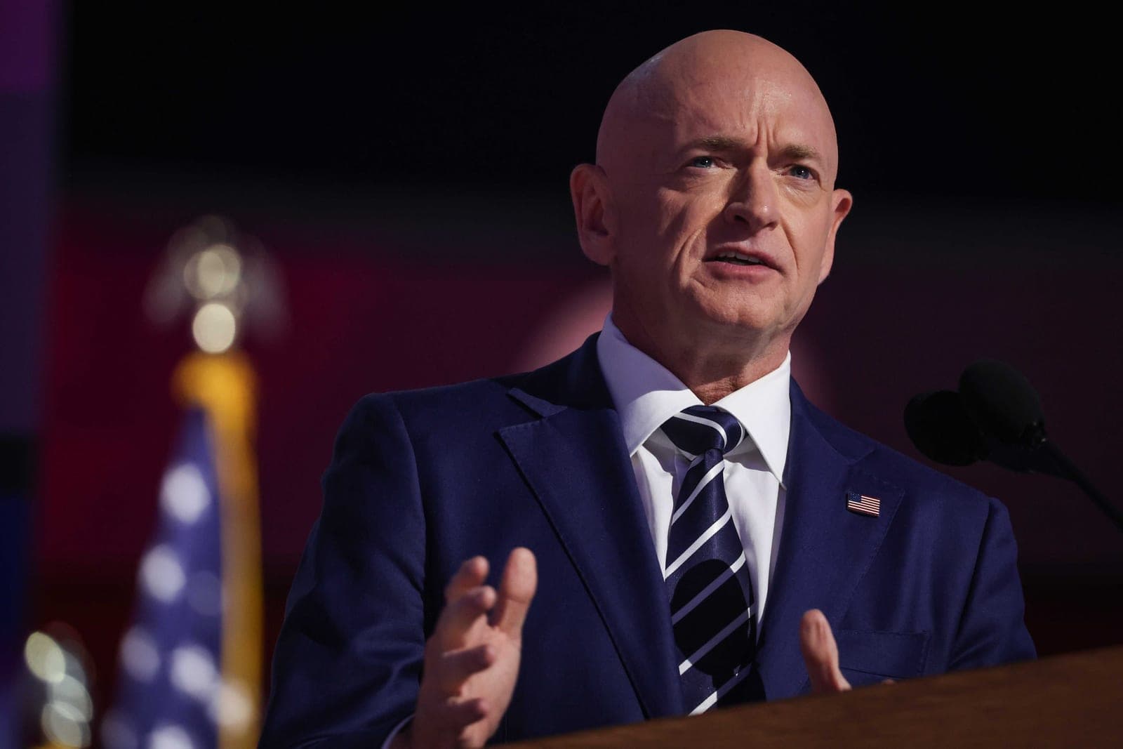Pentagon probes Sen. Kelly's role in video urging troops to defy orders
