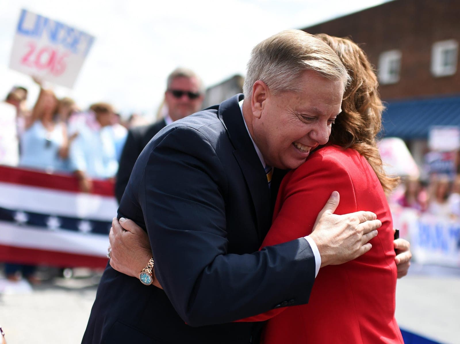 Trump backs Lindsey Graham's sister to finish Senate term