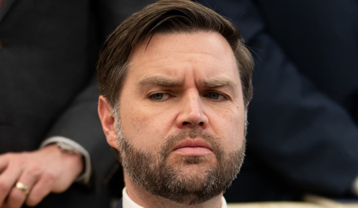 GOP Ex-Congresswoman Slams JD Vance, "You Putin Stooge"