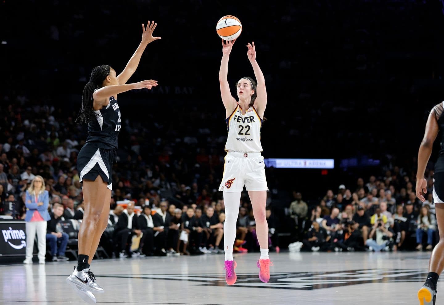 Hawks? Hawkeyes? Schmitt in probing Smith mistakes basketball mascots