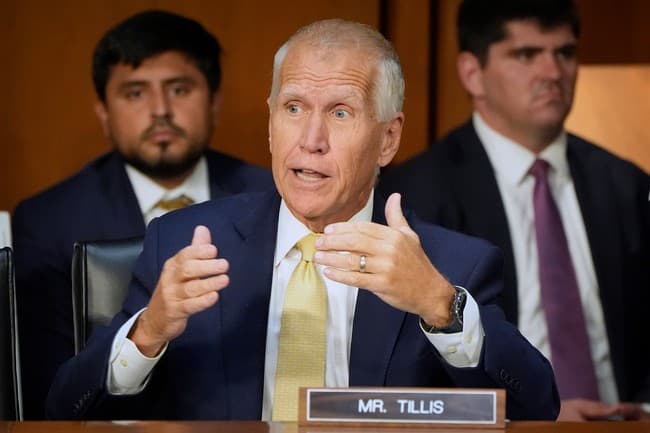 At Long Last, Thom Tillis Will Vote to Confirm Trump's Fed Chair Pick