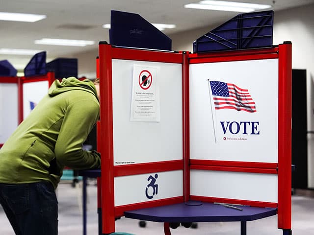 Hakeem Jeffries Cautions Florida Against Redistricting After Virginia Win