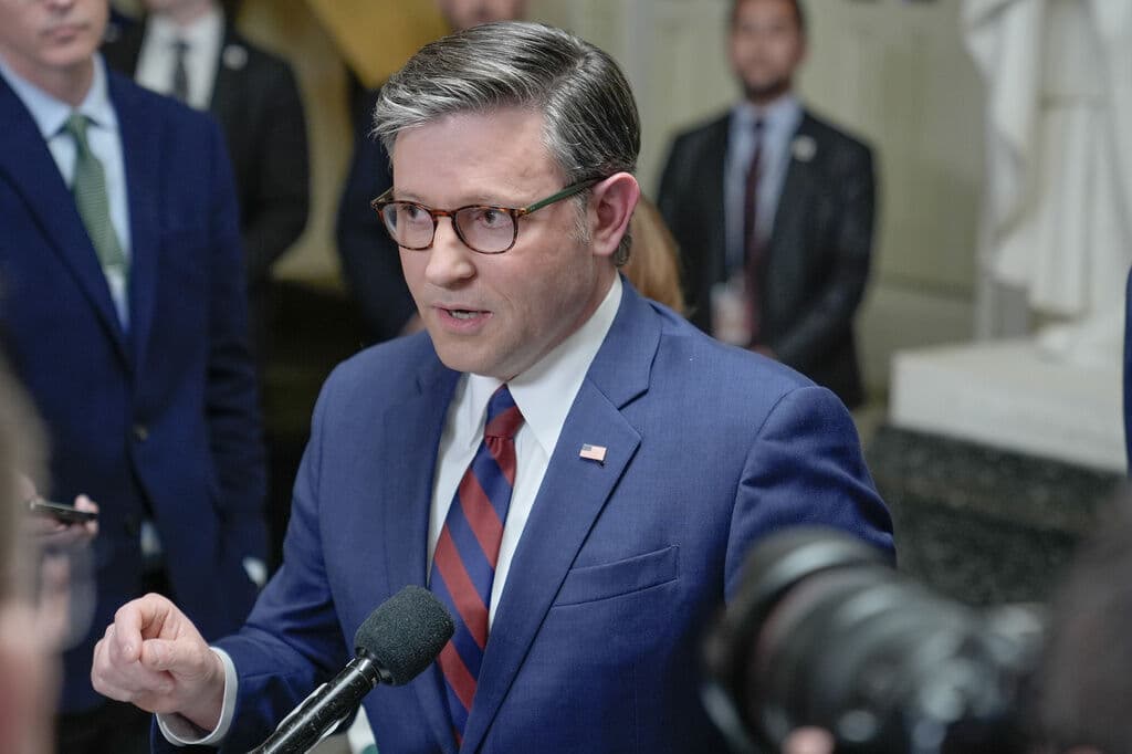 House rejects effort to withdraw US forces from the Iran war as Republicans stick with Trump