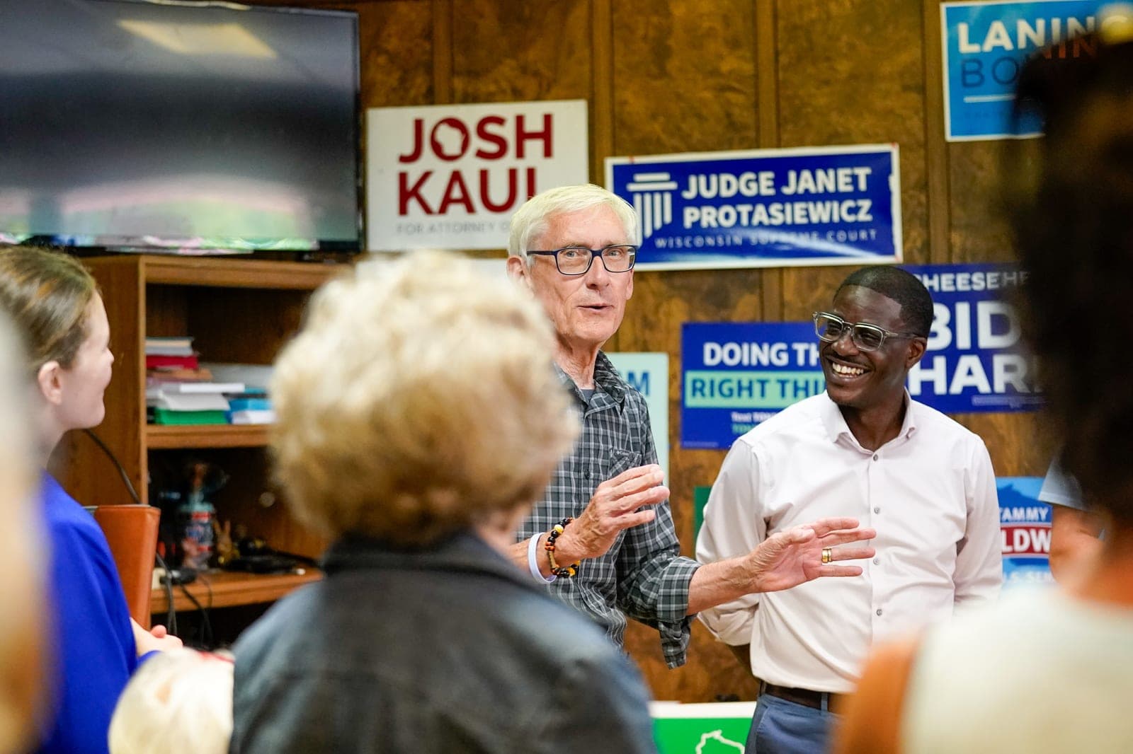 Wisconsin and Minnesota primaries next to feature progressive clash with Democratic establishment