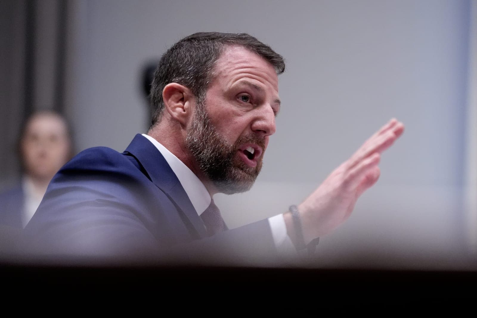 Senate hearing for Homeland Security nominee Mullin turns tense under questioning from Rand Paul