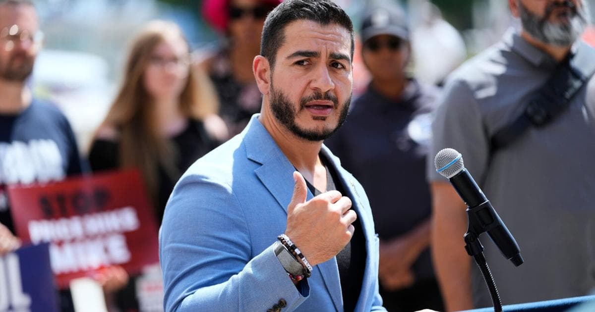Kamala Harris is to campaign in Michigan with Abdul El-Sayed