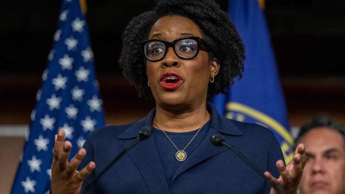 Underwood isn’t waiting for a Democratic majority on Momnibus