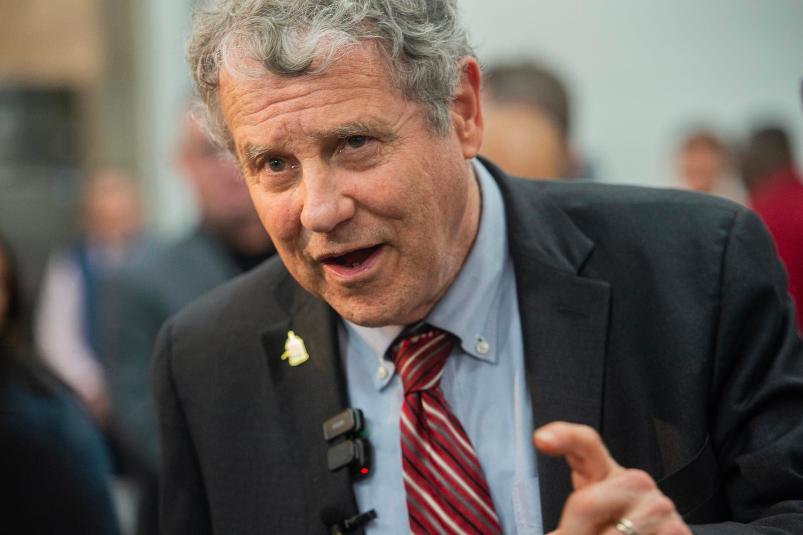 Sherrod Brown's polling lead defies Ohio's Republican shift