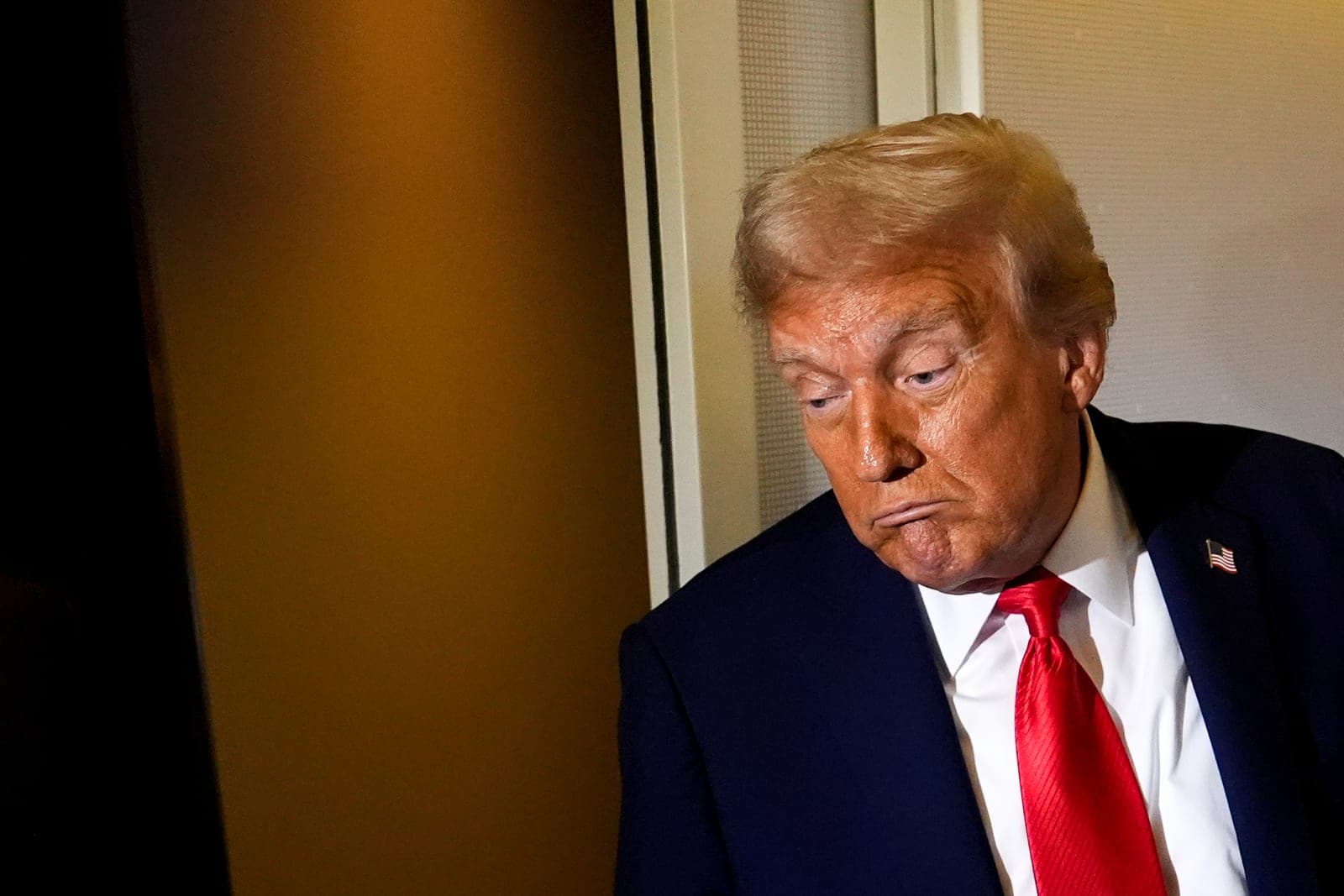 Democrats don’t want you to forget the cost of Trump’s dumb tariffs
