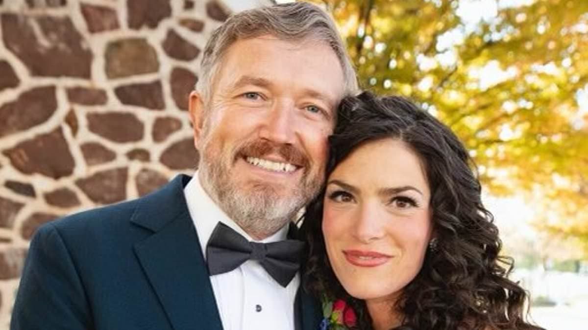Trump continues to turn on MAGA allies and takes brutal shot at Thomas Massie and his new much younger wife
