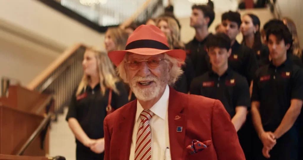 Billionaire Herbie Wertheim throws his red hat into congressional race