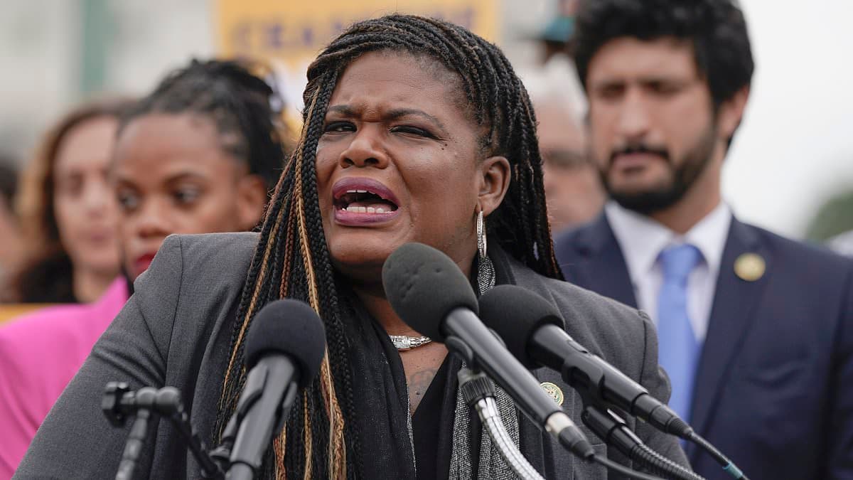 Brutal embarrassment for ex-Squad firebrand Cori Bush after learning fate in desperate comeback bid for Congress