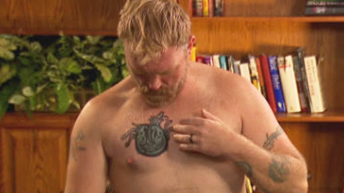 Elizabeth Warren endorses candidate with Nazi-linked tattoo after blasting Pete Hegseth's Christian ink as a 'threat'