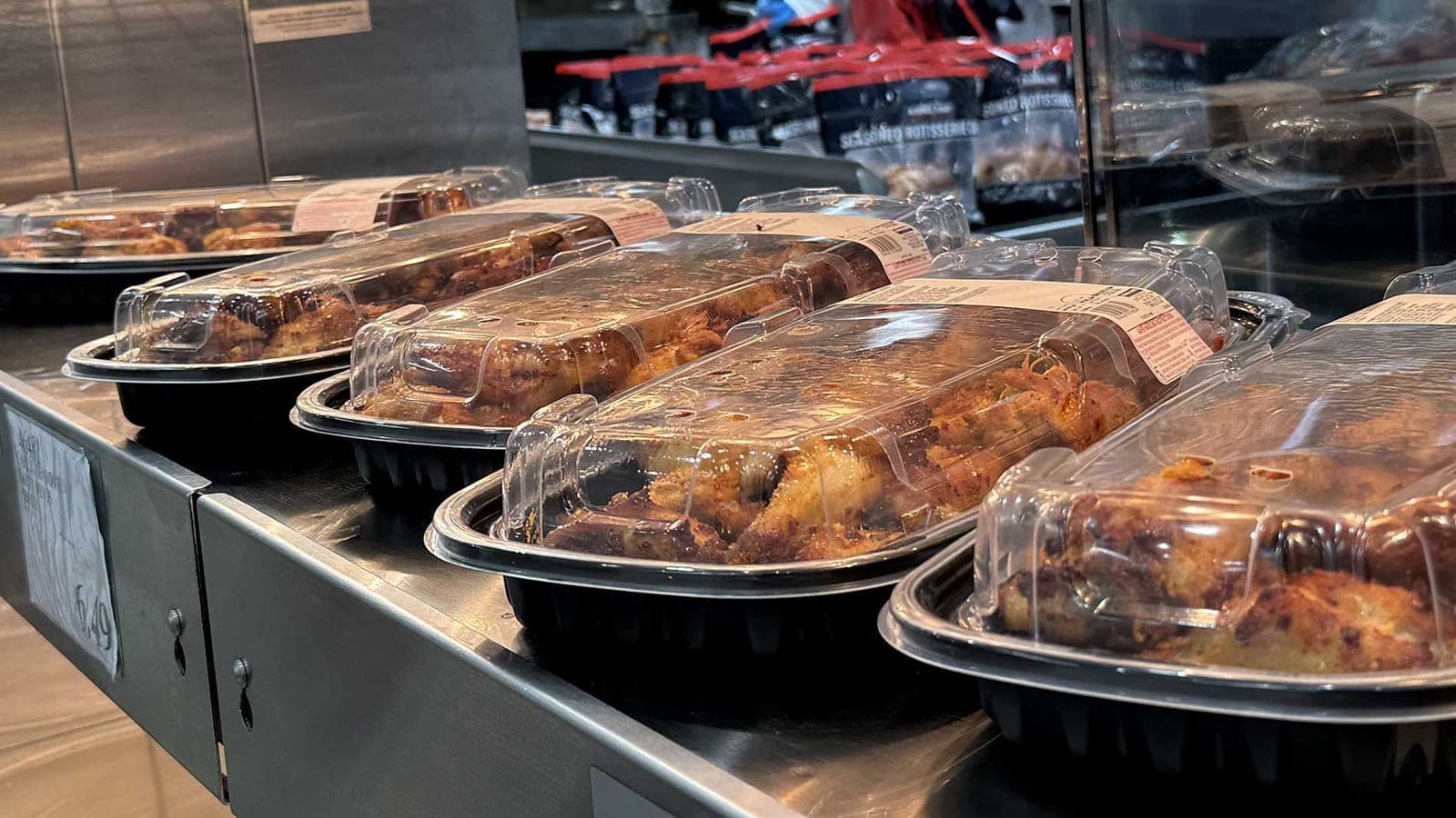 Bipartisan bill to cover rotisserie chicken with SNAP benefits