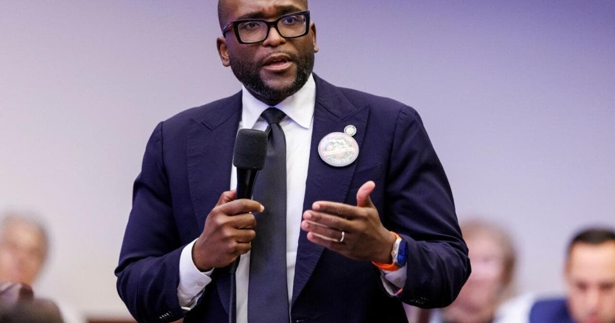 Shevrin Jones launches CD 24 bid, calls for 'a new generation of leadership' | Local News & Updates