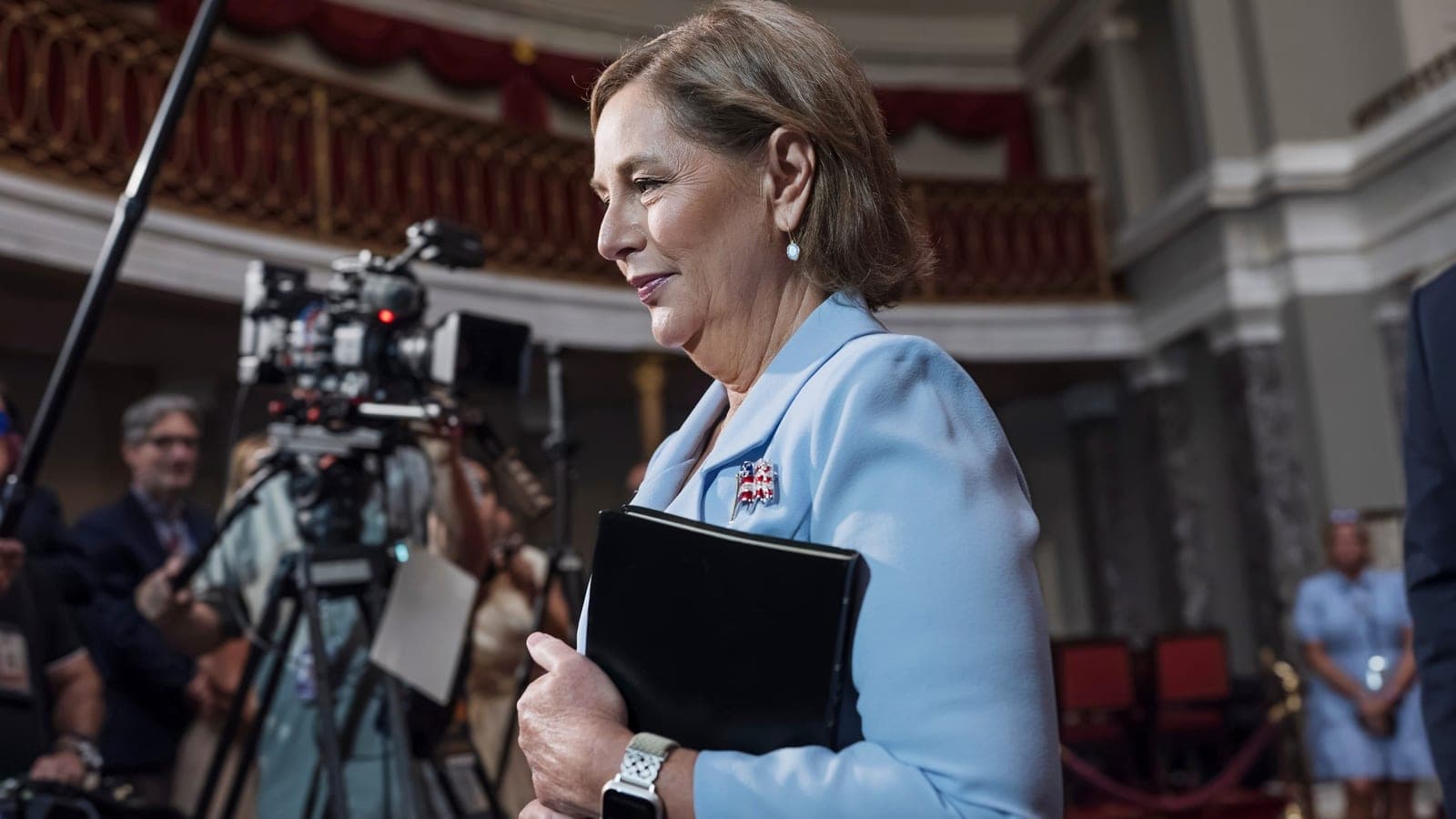 Darline Graham, Lindsey Graham's sister, says she will run for full Senate term