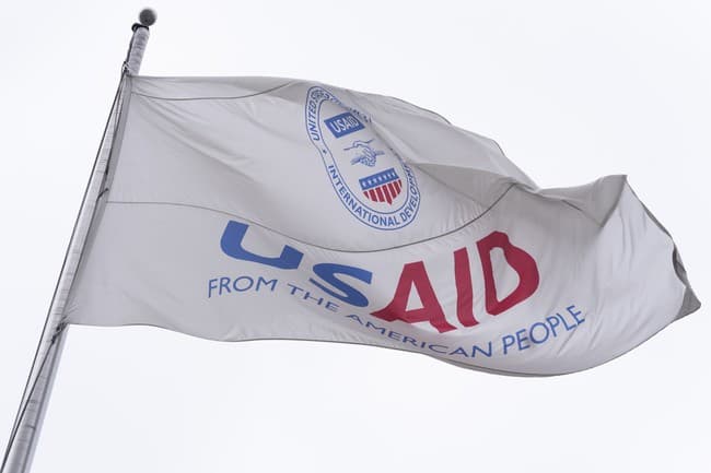 Ruh-Ro!: Khanna Wants Debate With Elon Musk After He Threatened to Sue Over USAID Child Murder Claims