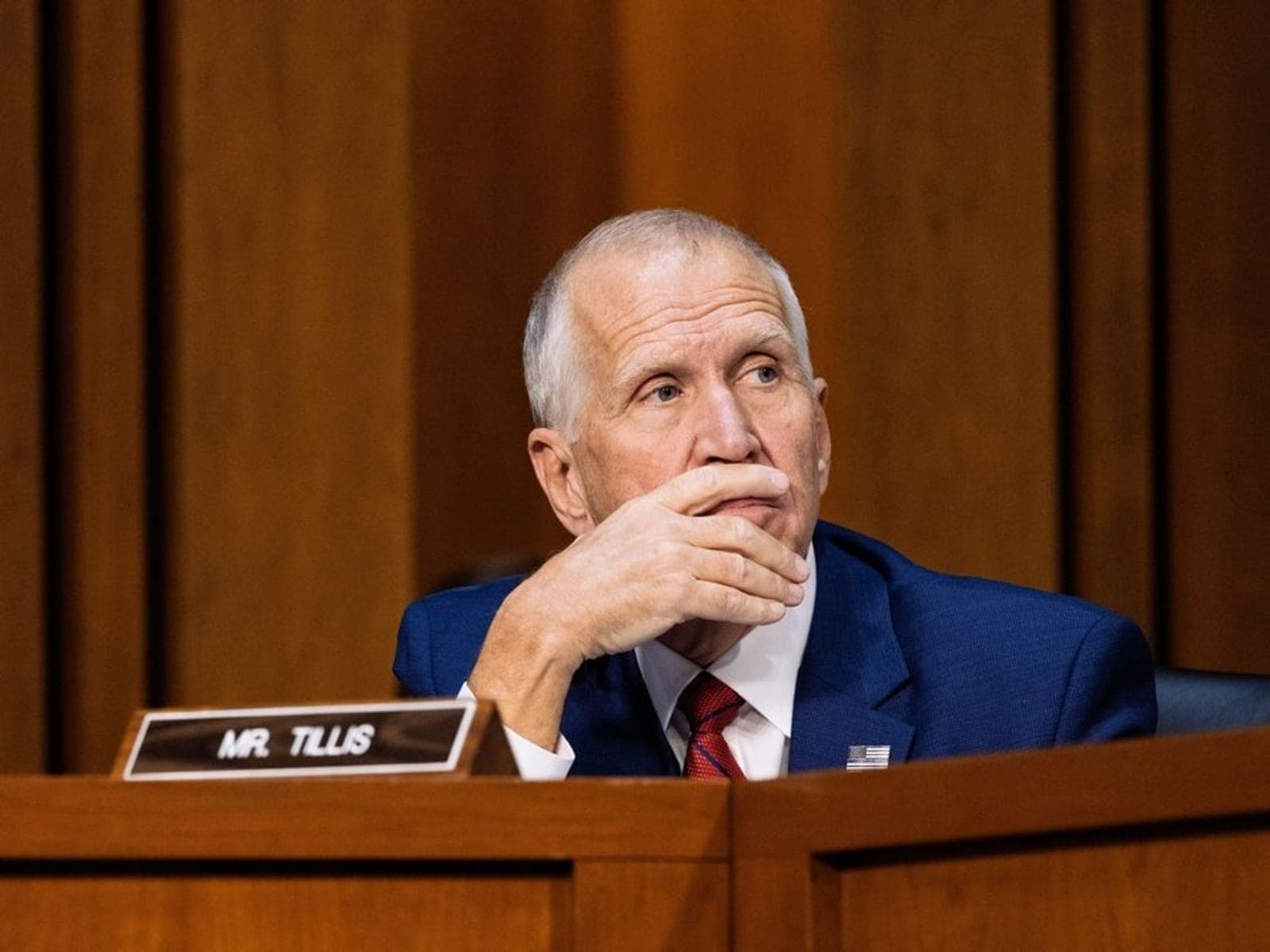 GOP senator 'takes whack' at top Trump aide boosting calls to nationalize elections