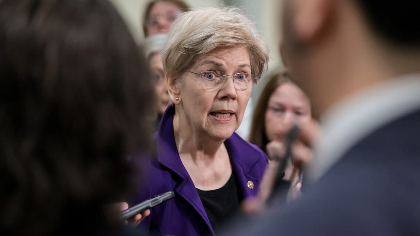 US has ‘no plan’ for Iran war and Strait of Hormuz, senators say after briefing