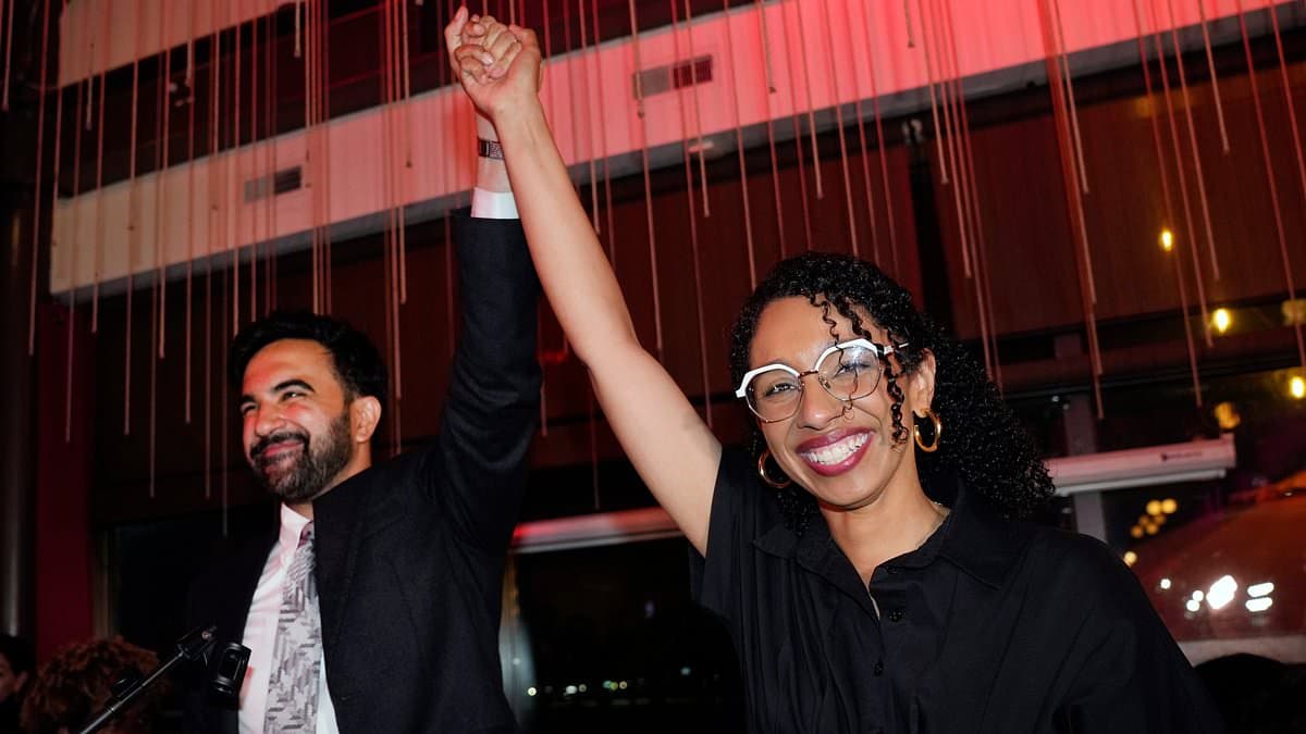 Battleground Democrat threatens to QUIT party as socialist surge sparks panic and fresh doubts about House takeover