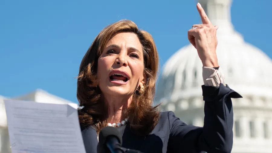Donald Trump rips into Maria Elvira Salazar in flurry of Truth Social posts Saturday