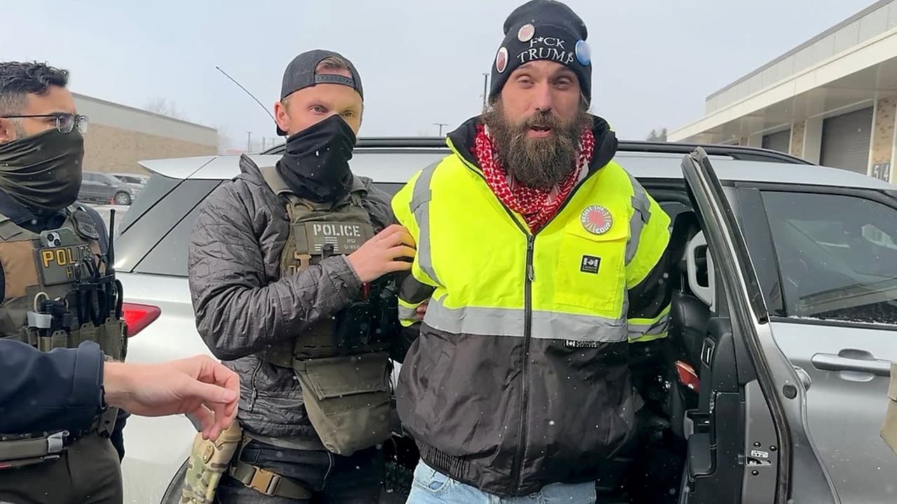Anti-ICE agitator William Kelly arrested after Minnesota church riot video