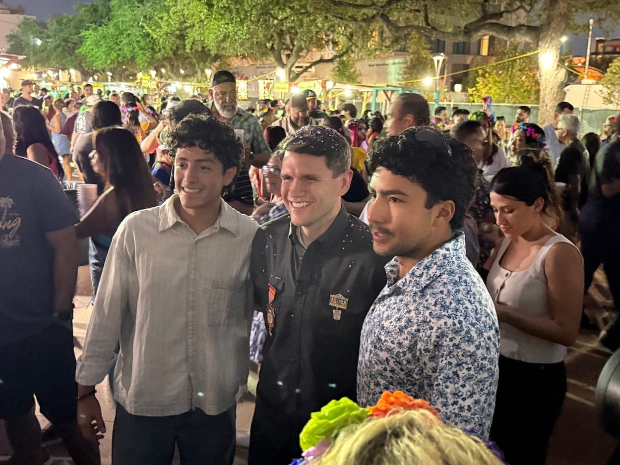 U.S. Senate candidate James Talarico makes surprise appearance at San Antonio's NIOSA