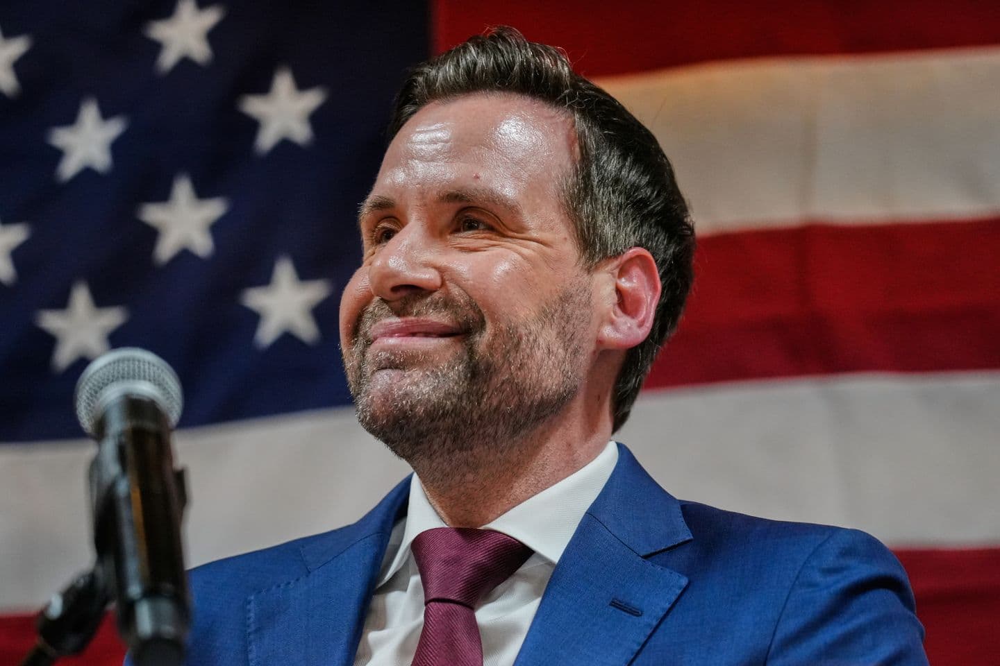 Senate hopefuls clash over war, tariffs and rising costs in Iowa debate