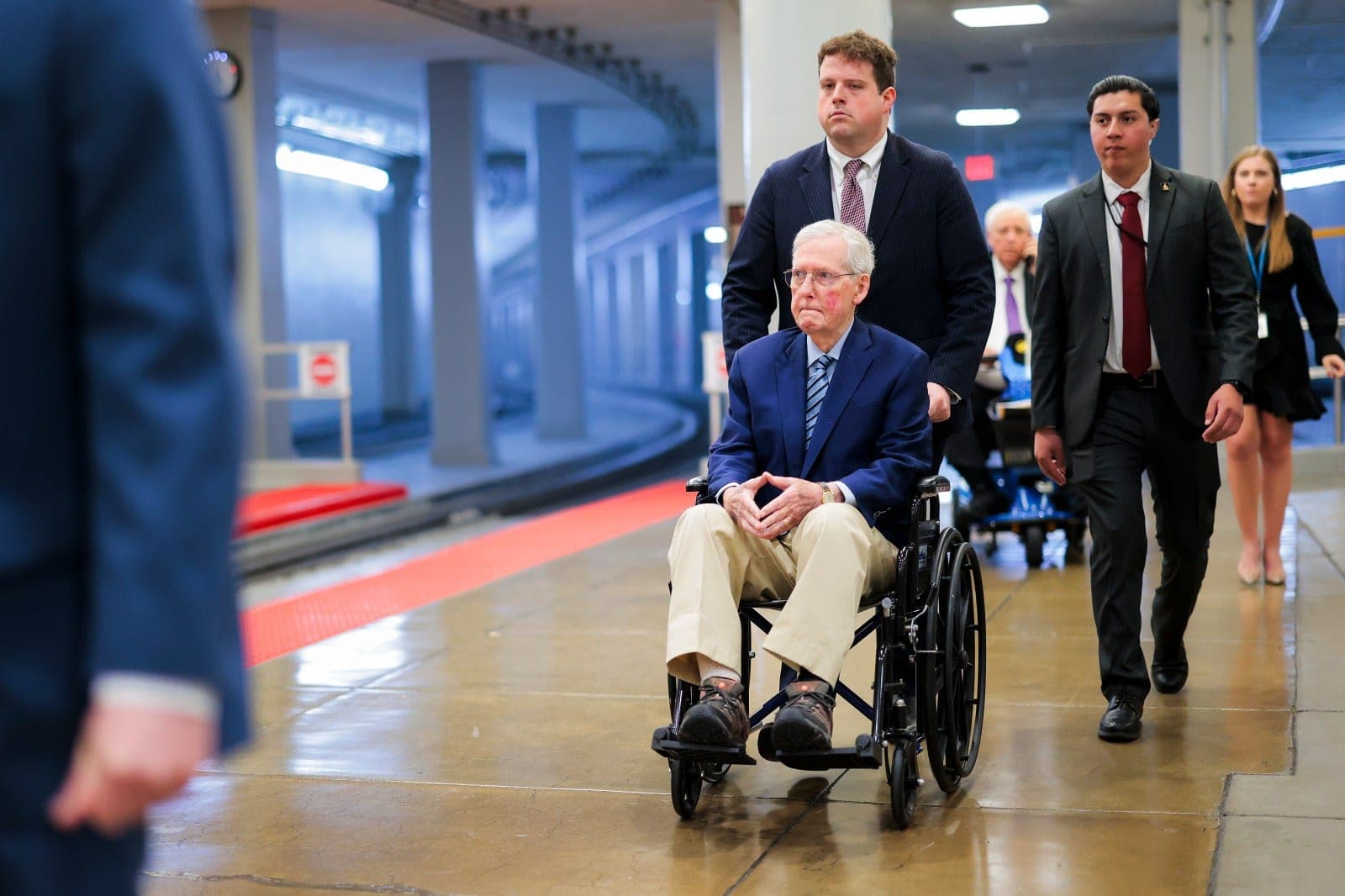 Mitch McConnell Deadline 'Has No Legal Impact' on Options, Says Governor