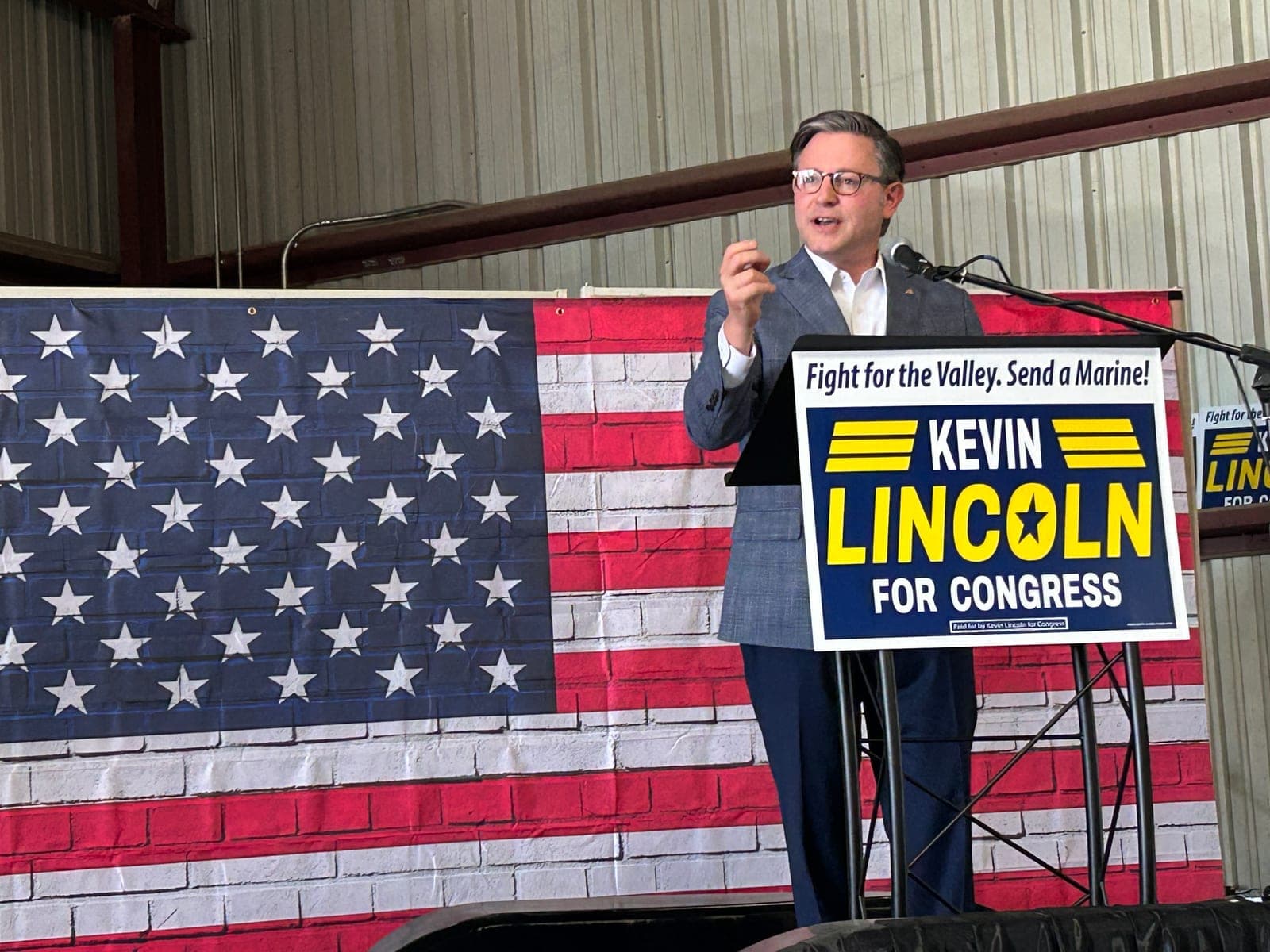 House Speaker Johnson Visits Small California City to Support Congressional Candidate