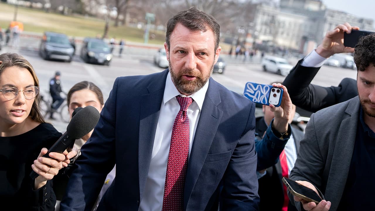 Sen. Markwayne Mullin wins Democrat support for DHS secretary nomination