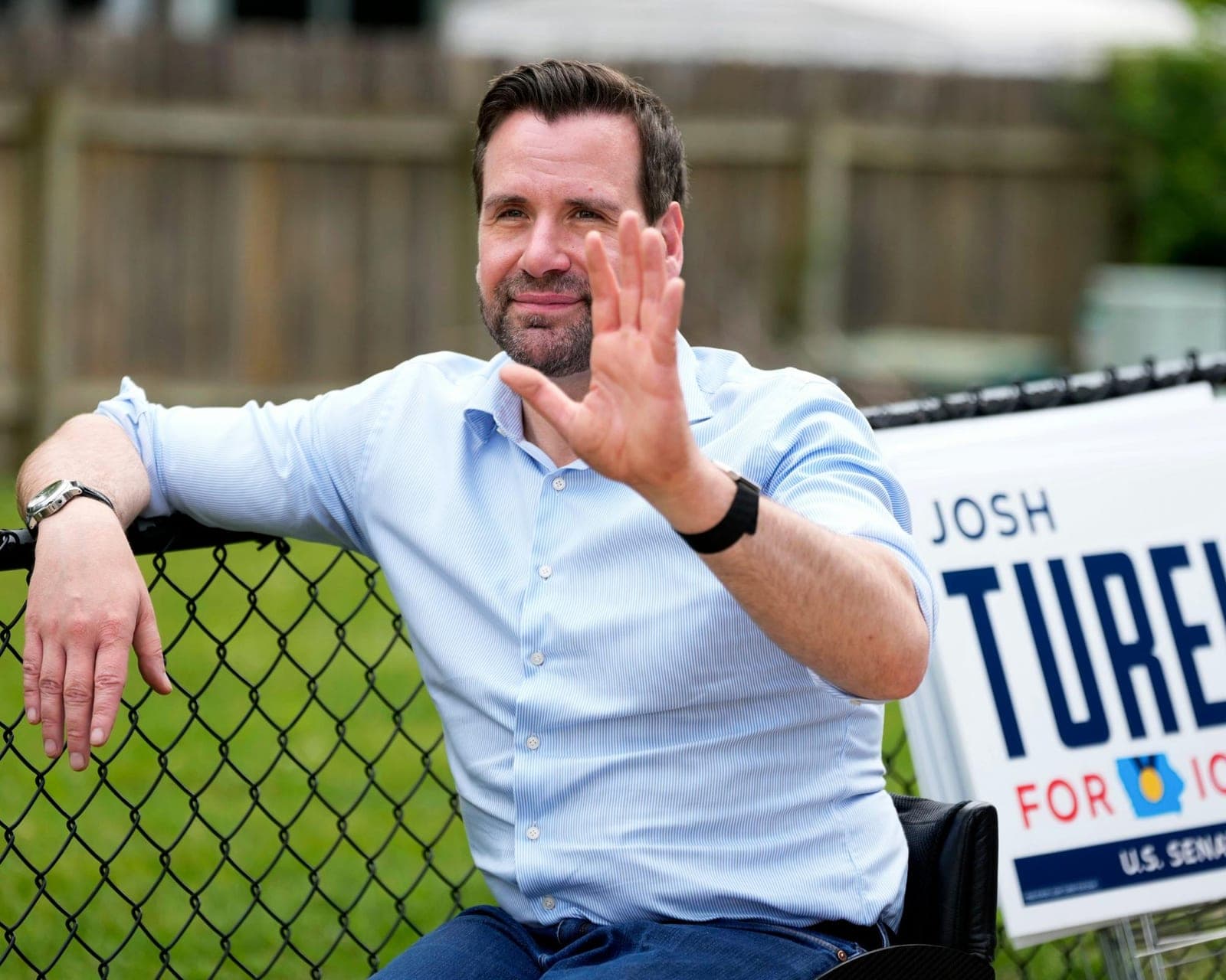 Iowa primary elections: Josh Turek to face Ashley Hinson for US Senate seat