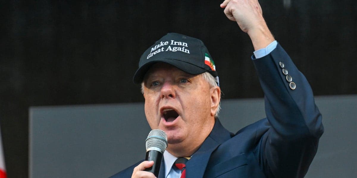 'Not His Job': Lindsey Graham Offers Stunning Cover Of Trump's 'Plan' For Iran