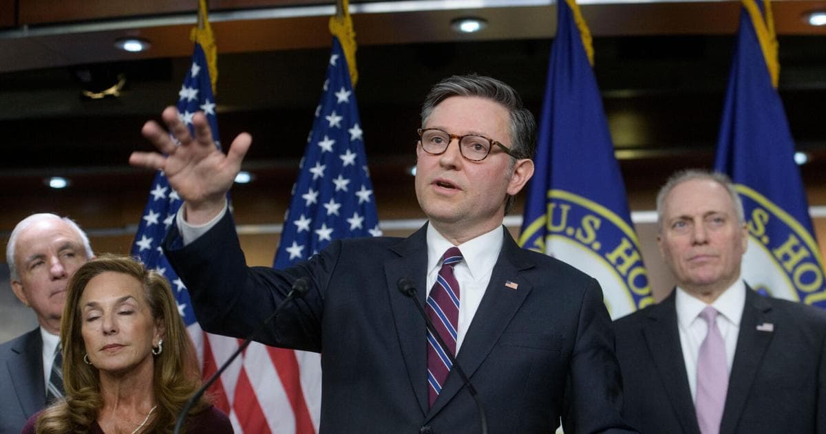 With a bare majority, Speaker Mike Johnson faces tough 2026 | National Politics